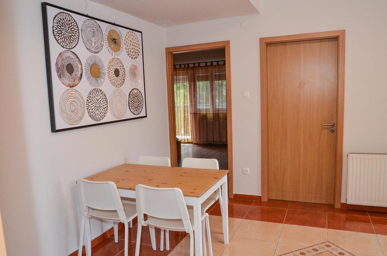 Gabor Aron Apartman Aparthotel Hajduszoboszlo Exterior photo