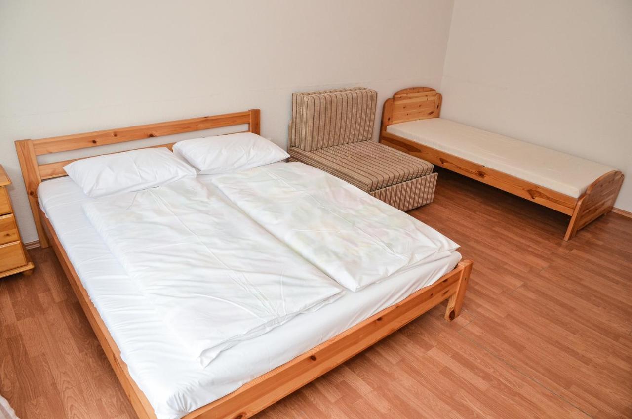 Gabor Aron Apartman Aparthotel Hajduszoboszlo Exterior photo